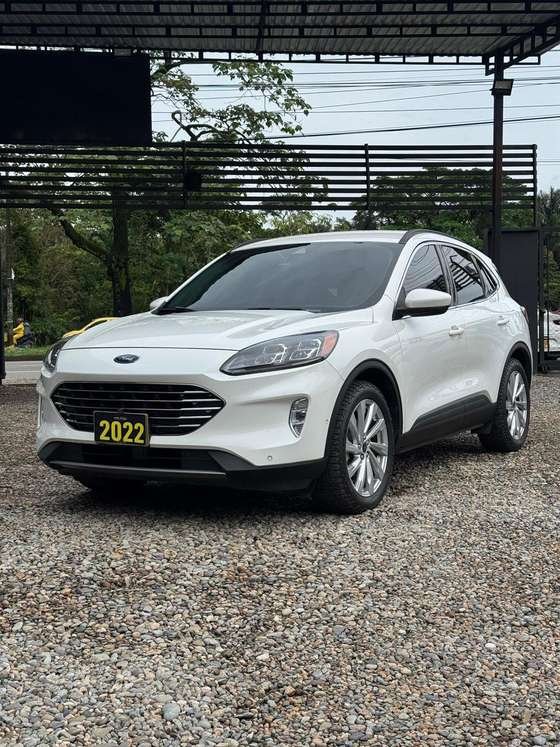 Ford Escape Titanium 2022